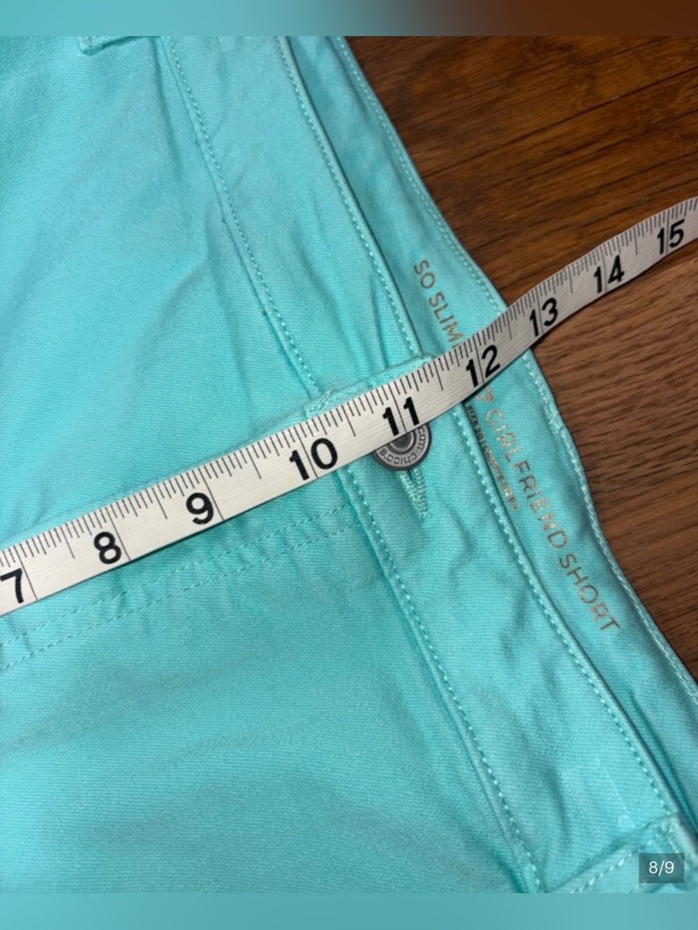 CHICOS So Slimming Girlfriend Jean Shorts. Size 4 (20) - Picture 7 of 9